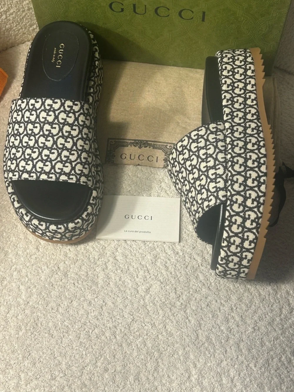 Gucci Black and White GG monogram Platform Slides current and priced to sell - Picture 3 of 11